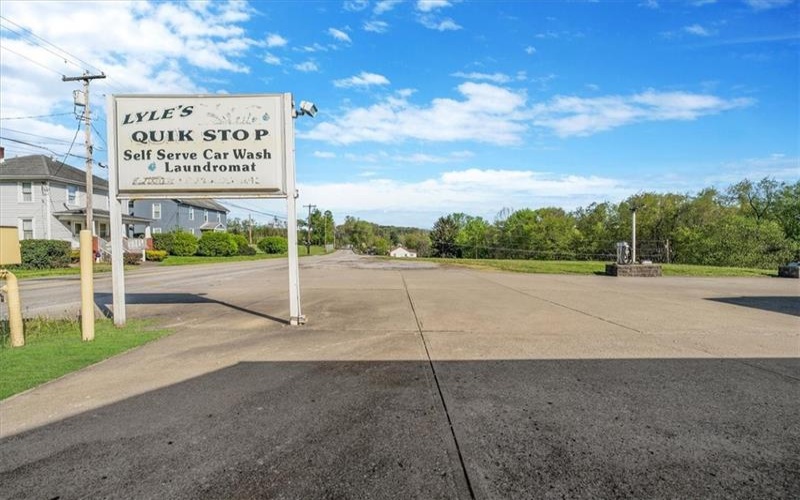 212 Pine Street, Jefferson, 15344, ,Commercial-industrial-business,For Sale,Pine Street,1699885