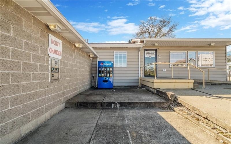 212 Pine Street, Jefferson, 15344, ,Commercial-industrial-business,For Sale,Pine Street,1699885
