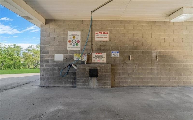 212 Pine Street, Jefferson, 15344, ,Commercial-industrial-business,For Sale,Pine Street,1699885