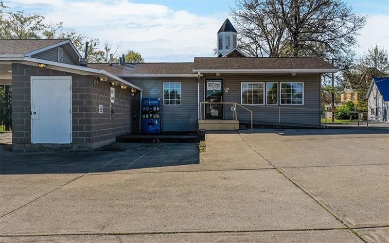 212 Pine Street, Jefferson, 15344, ,Commercial-industrial-business,For Sale,Pine Street,1699885