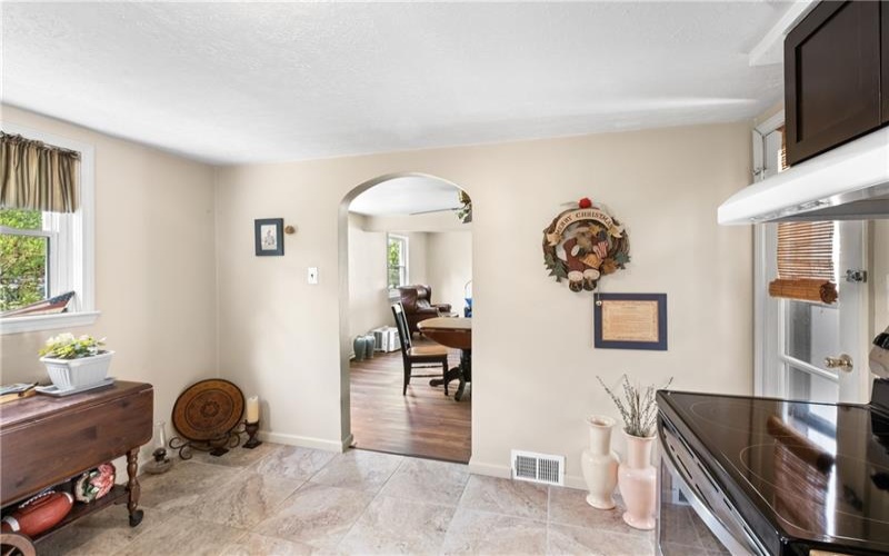 225 Demar Blvd, Canonsburg, 15317, 3 Bedrooms Bedrooms, 6 Rooms Rooms,1 BathroomBathrooms,Residential,For Sale,Demar Blvd,1699902