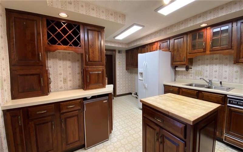 103 Woodstone, New Kensington, 15068, 2 Bedrooms Bedrooms, 6 Rooms Rooms,2 BathroomsBathrooms,Residential,For Sale,Woodstone,1699921