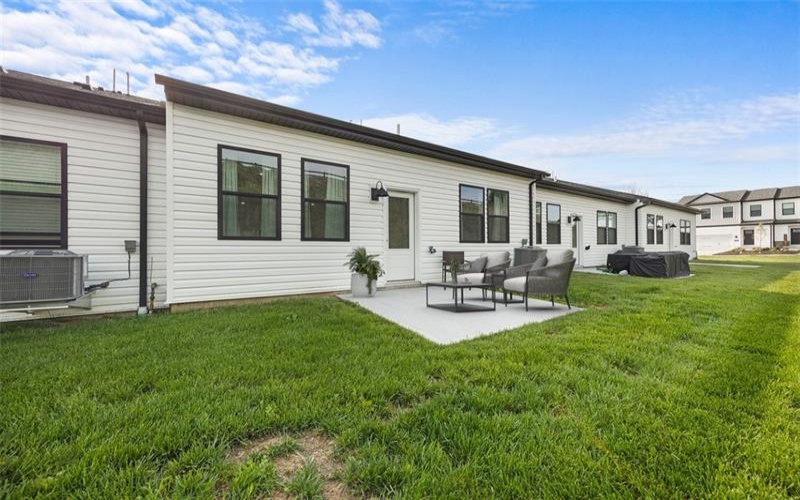 106 Delmonica Dr, Washington, 15301, 3 Bedrooms Bedrooms, 10 Rooms Rooms,2.1 BathroomsBathrooms,Residential,For Sale,Delmonica Dr,1699937