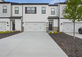 106 Delmonica Dr, Washington, 15301, 3 Bedrooms Bedrooms, 10 Rooms Rooms,2.1 BathroomsBathrooms,Residential,For Sale,Delmonica Dr,1699937