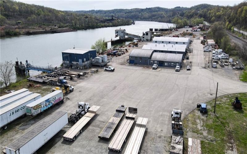 810 Low Hill Rd, Brownsville, 15417, ,Commercial-industrial-business,For Sale,Low Hill Rd,1699973