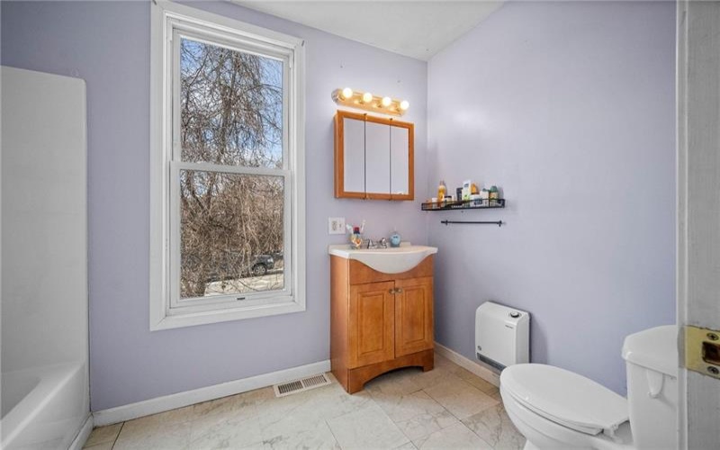 209-211 Wade St, Washington, 15301, 4 Bedrooms Bedrooms, ,2.1 BathroomsBathrooms,Residential,For Sale,Wade St,1699976