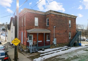 209-211 Wade St, Washington, 15301, 4 Bedrooms Bedrooms, ,2.1 BathroomsBathrooms,Residential,For Sale,Wade St,1699976