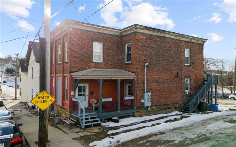 209-211 Wade St, Washington, 15301, 4 Bedrooms Bedrooms, ,2.1 BathroomsBathrooms,Residential,For Sale,Wade St,1699976