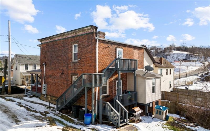 209-211 Wade St, Washington, 15301, 4 Bedrooms Bedrooms, ,2.1 BathroomsBathrooms,Residential,For Sale,Wade St,1699976