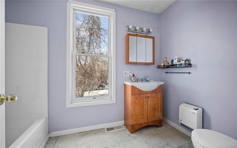209-211 Wade St, Washington, 15301, 4 Bedrooms Bedrooms, ,2.1 BathroomsBathrooms,Residential,For Sale,Wade St,1699976