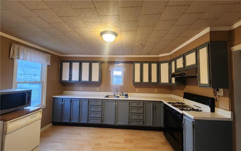 410 Gosser Hill Road, Leechburg, 15656, 3 Bedrooms Bedrooms, 6 Rooms Rooms,1 BathroomBathrooms,Residential,For Sale,Gosser Hill Road,1687361
