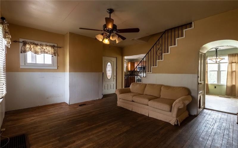 890 Venetia Rd., Venetia, 15367, 4 Bedrooms Bedrooms, 10 Rooms Rooms,2 BathroomsBathrooms,Residential,For Sale,Venetia Rd.,1698006