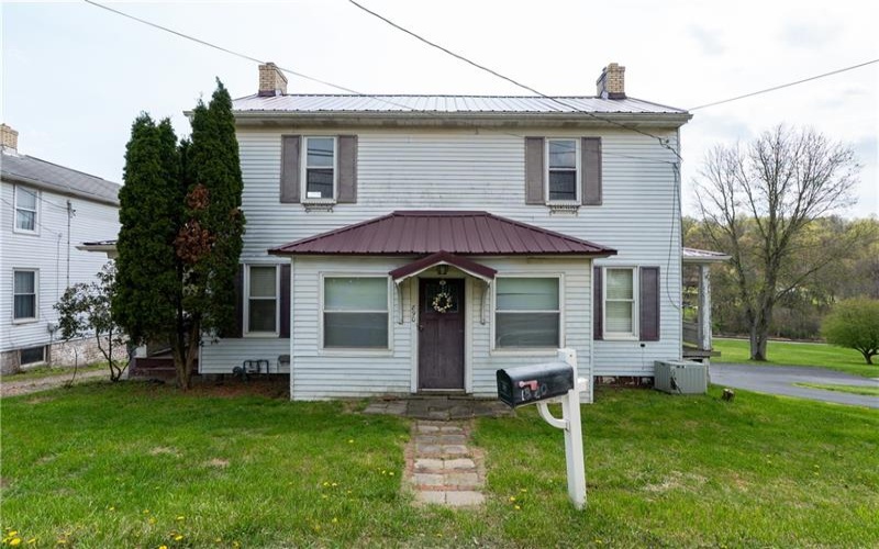 890 Venetia Rd., Venetia, 15367, 4 Bedrooms Bedrooms, 10 Rooms Rooms,2 BathroomsBathrooms,Residential,For Sale,Venetia Rd.,1698006
