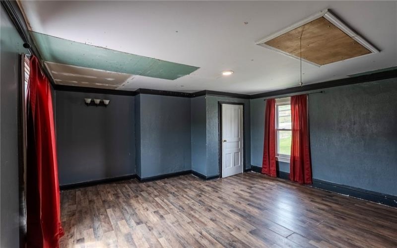 890 Venetia Rd., Venetia, 15367, 4 Bedrooms Bedrooms, 10 Rooms Rooms,2 BathroomsBathrooms,Residential,For Sale,Venetia Rd.,1698006
