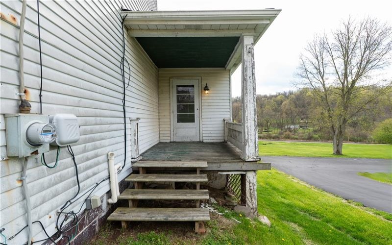 890 Venetia Rd., Venetia, 15367, 4 Bedrooms Bedrooms, 10 Rooms Rooms,2 BathroomsBathrooms,Residential,For Sale,Venetia Rd.,1698006