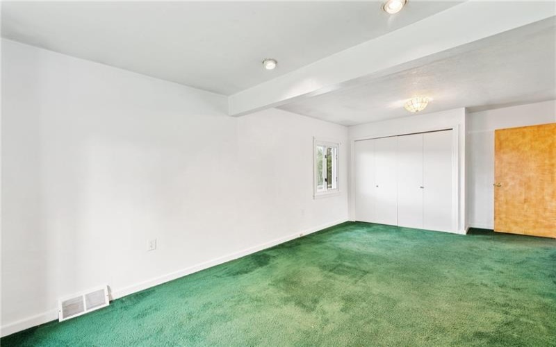 93 Koter Dr, Jeannette, 15644, 2 Bedrooms Bedrooms, 5 Rooms Rooms,1 BathroomBathrooms,Residential,For Sale,Koter Dr,1699836