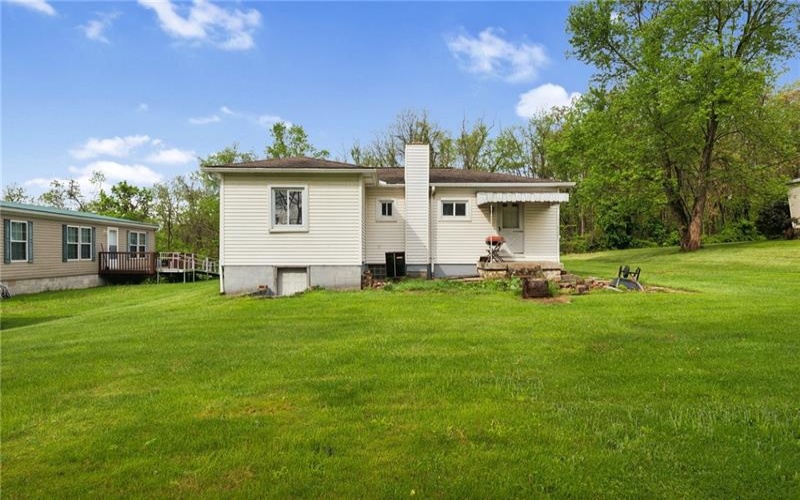 93 Koter Dr, Jeannette, 15644, 2 Bedrooms Bedrooms, 5 Rooms Rooms,1 BathroomBathrooms,Residential,For Sale,Koter Dr,1699836