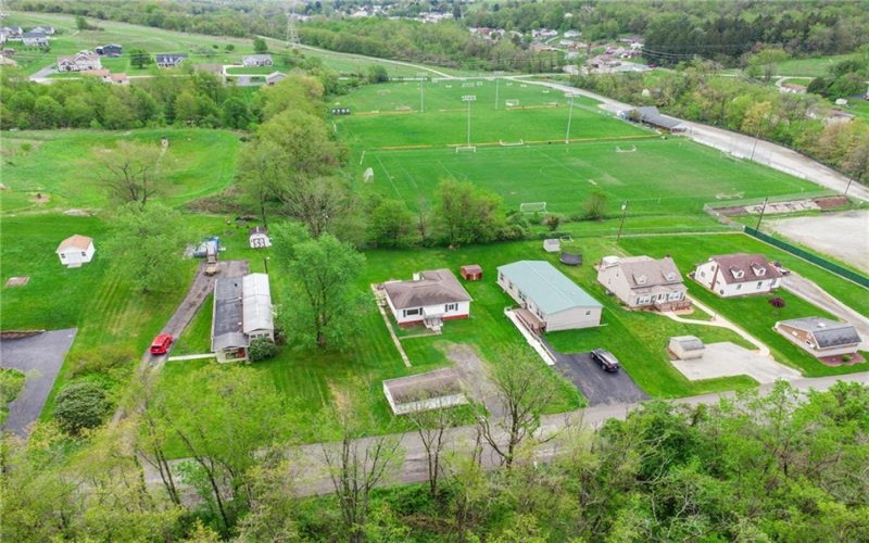 93 Koter Dr, Jeannette, 15644, 2 Bedrooms Bedrooms, 5 Rooms Rooms,1 BathroomBathrooms,Residential,For Sale,Koter Dr,1699836