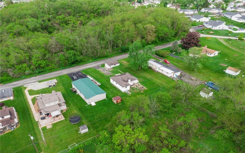 93 Koter Dr, Jeannette, 15644, 2 Bedrooms Bedrooms, 5 Rooms Rooms,1 BathroomBathrooms,Residential,For Sale,Koter Dr,1699836