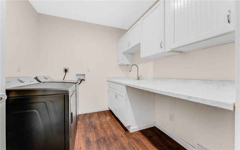 134 Burke Rd, Farmington, 15437, 4 Bedrooms Bedrooms, ,3.1 BathroomsBathrooms,Residential,For Sale,Burke Rd,1699838