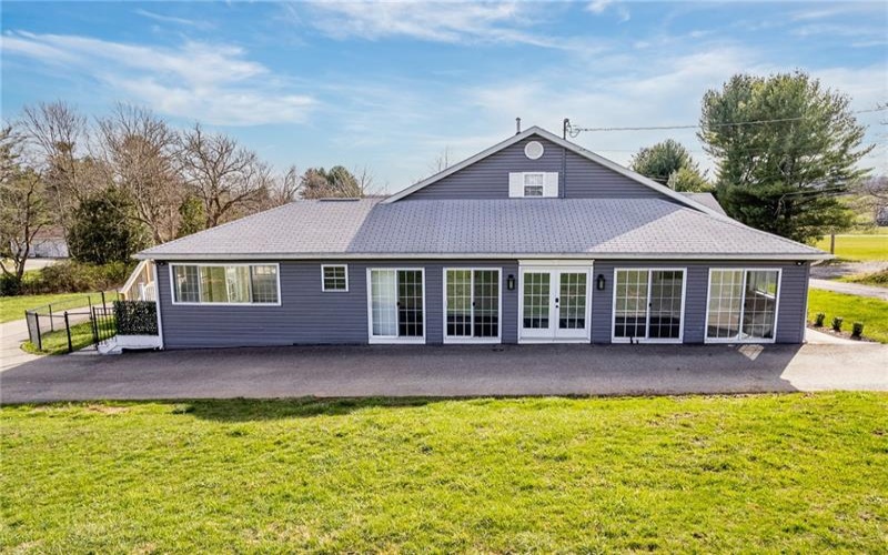 134 Burke Rd, Farmington, 15437, 4 Bedrooms Bedrooms, ,3.1 BathroomsBathrooms,Residential,For Sale,Burke Rd,1699838