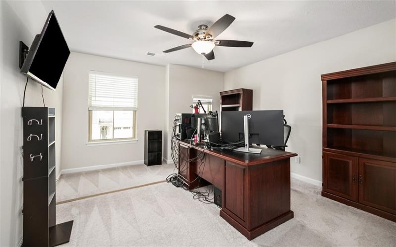 7005 Augusta Ln, Jeannette, 15644, 3 Bedrooms Bedrooms, 10 Rooms Rooms,2.1 BathroomsBathrooms,Residential,For Sale,Augusta Ln,1699881