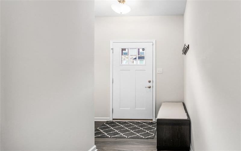 7005 Augusta Ln, Jeannette, 15644, 3 Bedrooms Bedrooms, 10 Rooms Rooms,2.1 BathroomsBathrooms,Residential,For Sale,Augusta Ln,1699881