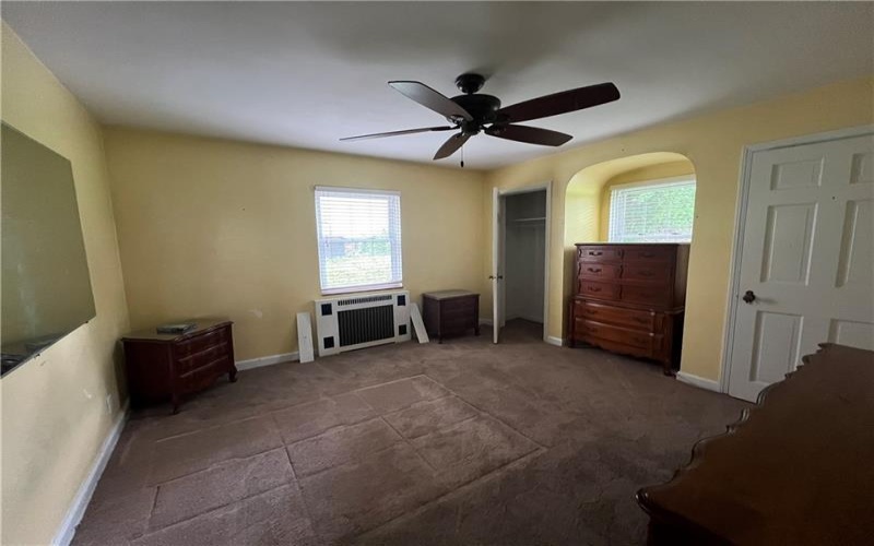 414 Argonne Dr, New Kensington, 15068, 2 Bedrooms Bedrooms, 5 Rooms Rooms,1 BathroomBathrooms,Residential,For Sale,Argonne Dr,1699925