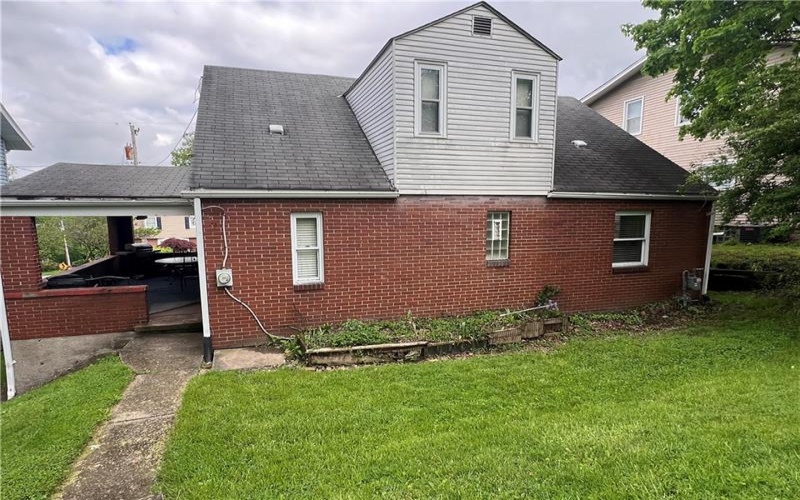 414 Argonne Dr, New Kensington, 15068, 2 Bedrooms Bedrooms, 5 Rooms Rooms,1 BathroomBathrooms,Residential,For Sale,Argonne Dr,1699925