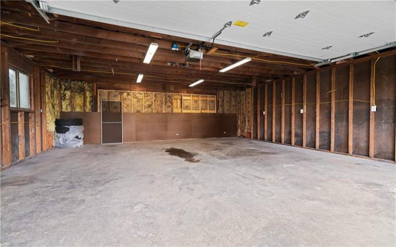 206 Constitution Street, Perryopolis, 15473, 3 Bedrooms Bedrooms, 10 Rooms Rooms,1.1 BathroomsBathrooms,Residential,For Sale,Constitution Street,1699969