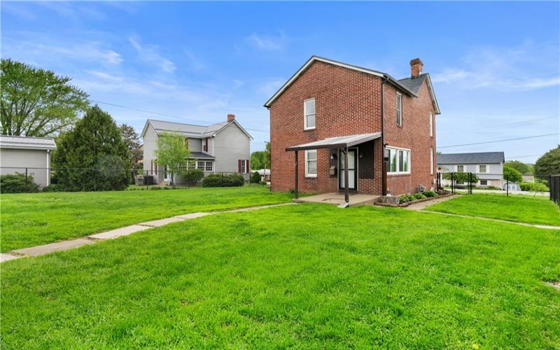 206 Constitution Street, Perryopolis, 15473, 3 Bedrooms Bedrooms, 10 Rooms Rooms,1.1 BathroomsBathrooms,Residential,For Sale,Constitution Street,1699969