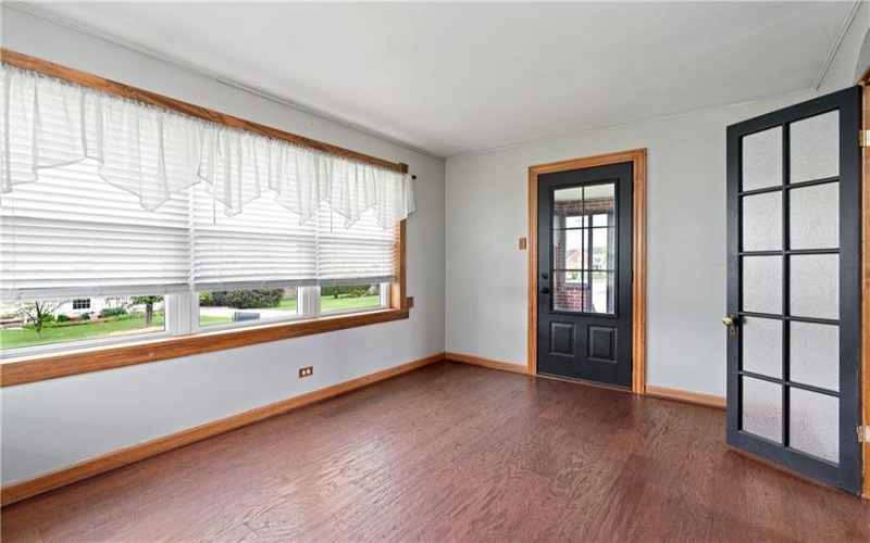 206 Constitution Street, Perryopolis, 15473, 3 Bedrooms Bedrooms, 10 Rooms Rooms,1.1 BathroomsBathrooms,Residential,For Sale,Constitution Street,1699969