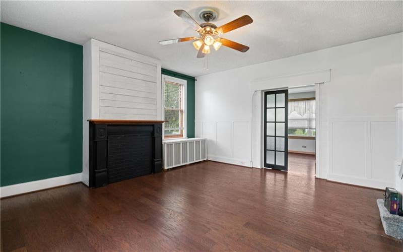 206 Constitution Street, Perryopolis, 15473, 3 Bedrooms Bedrooms, 10 Rooms Rooms,1.1 BathroomsBathrooms,Residential,For Sale,Constitution Street,1699969