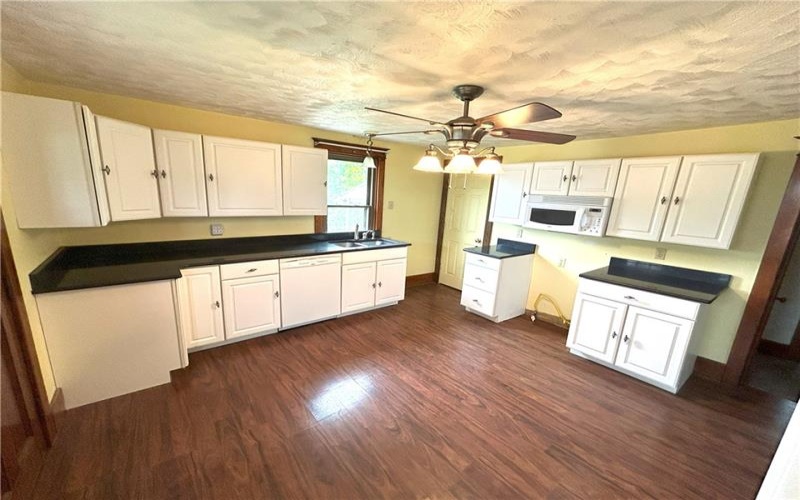 3016 Leechburg Rd, Lower Burrell, 15068, ,Multi-unit,For Sale,Leechburg Rd,1699987