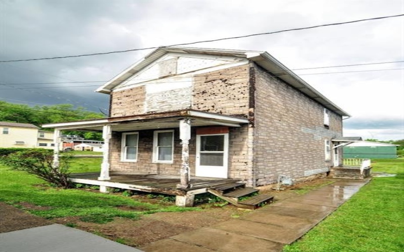 105 Cleveland Rd, Elco, 15434, 2 Bedrooms Bedrooms, 6 Rooms Rooms,1 BathroomBathrooms,Residential,For Sale,Cleveland Rd,1699995