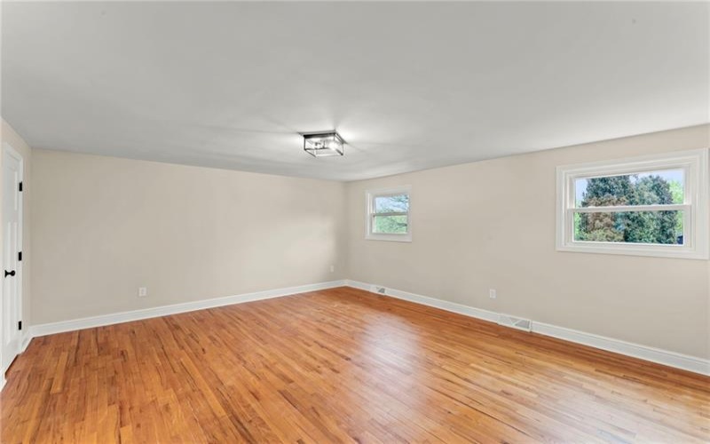 120 Candlelite Dr, McMurray, 15317, 4 Bedrooms Bedrooms, 11 Rooms Rooms,3.1 BathroomsBathrooms,Residential,For Sale,Candlelite Dr,1700015