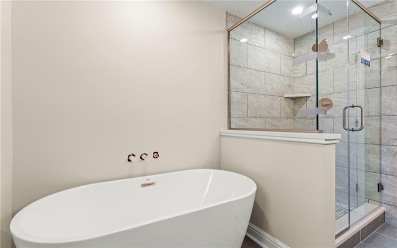 120 Candlelite Dr, McMurray, 15317, 4 Bedrooms Bedrooms, 11 Rooms Rooms,3.1 BathroomsBathrooms,Residential,For Sale,Candlelite Dr,1700015