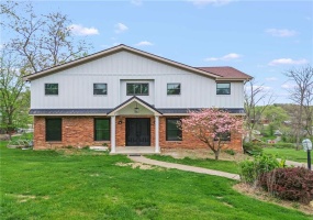 120 Candlelite Dr, McMurray, 15317, 4 Bedrooms Bedrooms, 11 Rooms Rooms,3.1 BathroomsBathrooms,Residential,For Sale,Candlelite Dr,1700015