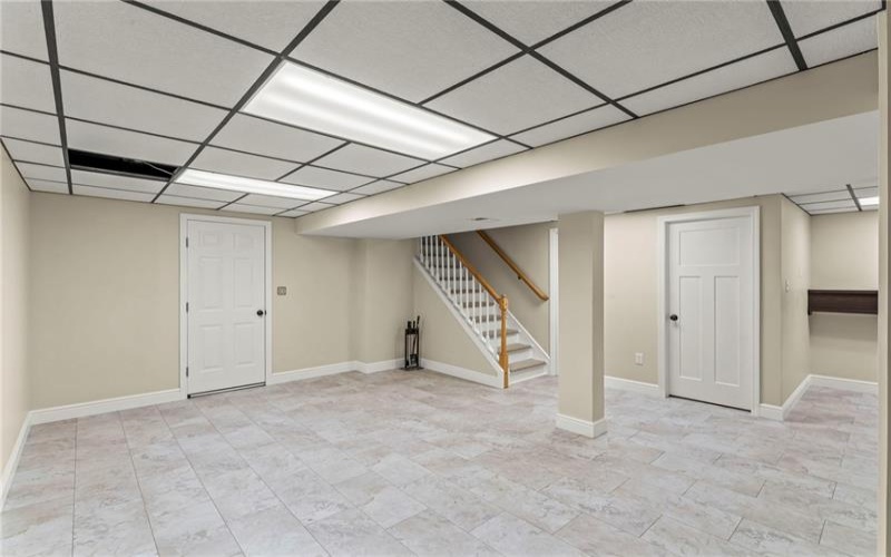 120 Candlelite Dr, McMurray, 15317, 4 Bedrooms Bedrooms, 11 Rooms Rooms,3.1 BathroomsBathrooms,Residential,For Sale,Candlelite Dr,1700015