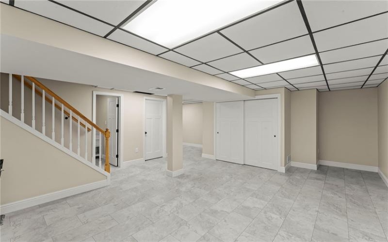 120 Candlelite Dr, McMurray, 15317, 4 Bedrooms Bedrooms, 11 Rooms Rooms,3.1 BathroomsBathrooms,Residential,For Sale,Candlelite Dr,1700015