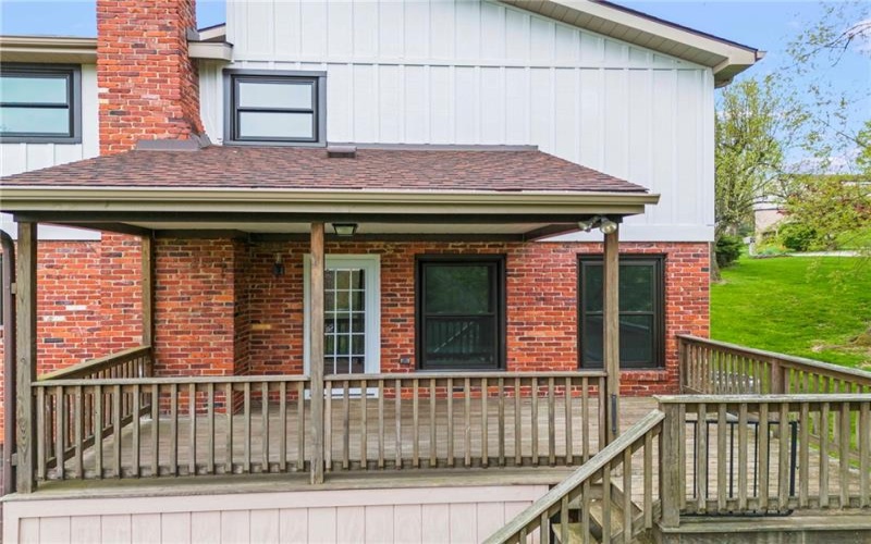120 Candlelite Dr, McMurray, 15317, 4 Bedrooms Bedrooms, 11 Rooms Rooms,3.1 BathroomsBathrooms,Residential,For Sale,Candlelite Dr,1700015