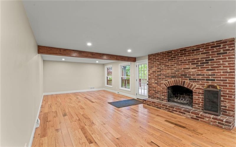 120 Candlelite Dr, McMurray, 15317, 4 Bedrooms Bedrooms, 11 Rooms Rooms,3.1 BathroomsBathrooms,Residential,For Sale,Candlelite Dr,1700015