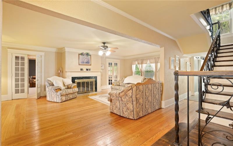 932 Luzerne Street, Johnstown, 15905, 5 Bedrooms Bedrooms, ,3.1 BathroomsBathrooms,Residential,For Sale,Luzerne Street,1700033