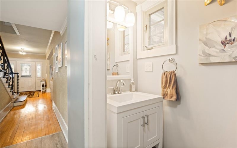 932 Luzerne Street, Johnstown, 15905, 5 Bedrooms Bedrooms, ,3.1 BathroomsBathrooms,Residential,For Sale,Luzerne Street,1700033
