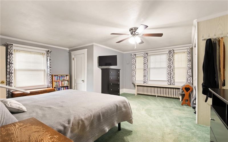 932 Luzerne Street, Johnstown, 15905, 5 Bedrooms Bedrooms, ,3.1 BathroomsBathrooms,Residential,For Sale,Luzerne Street,1700033