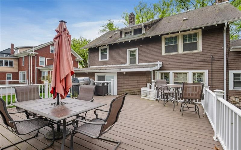 932 Luzerne Street, Johnstown, 15905, 5 Bedrooms Bedrooms, ,3.1 BathroomsBathrooms,Residential,For Sale,Luzerne Street,1700033