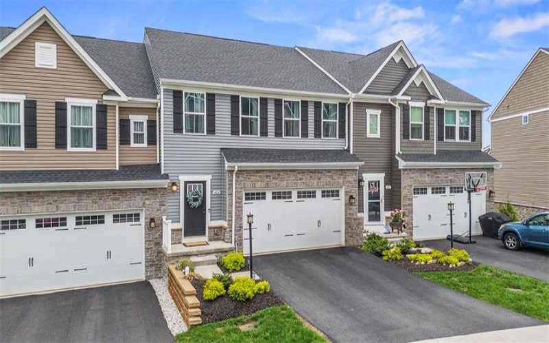 423 Greenwood Dr., Canonsburg, 15317, 3 Bedrooms Bedrooms, 9 Rooms Rooms,3.1 BathroomsBathrooms,Residential,For Sale,Greenwood Dr.,1700052