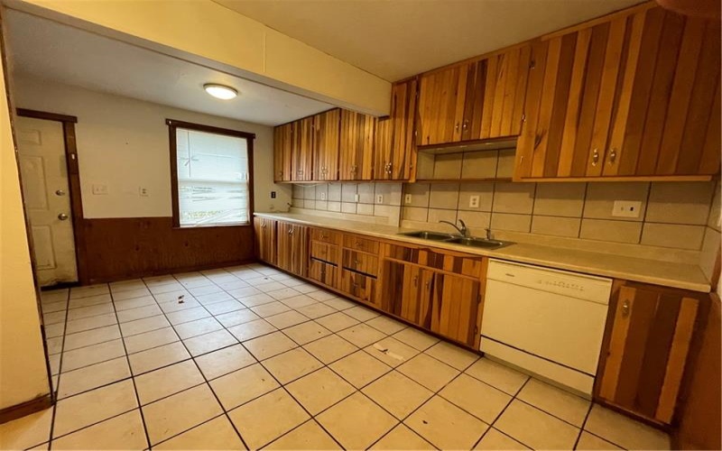 306 Main St, Ligonier, 15658, 4 Bedrooms Bedrooms, 12 Rooms Rooms,2.2 BathroomsBathrooms,Residential,For Sale,Main St,1680786