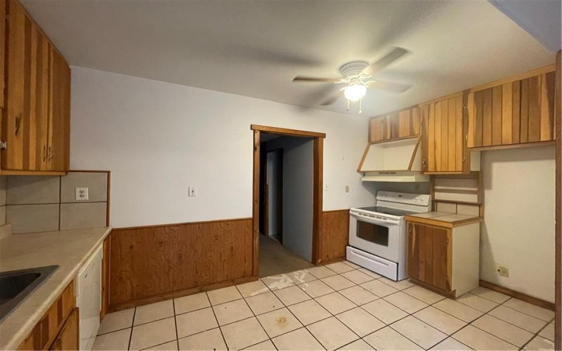 306 Main St, Ligonier, 15658, 4 Bedrooms Bedrooms, 12 Rooms Rooms,2.2 BathroomsBathrooms,Residential,For Sale,Main St,1680786