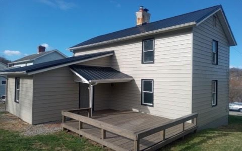 240 Roosevelt St, Washington, 15301, 3 Bedrooms Bedrooms, ,1 BathroomBathrooms,Residential,For Sale,Roosevelt St,1689216